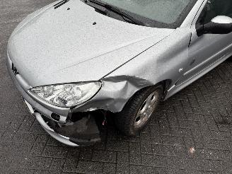 Peugeot 206 1.4 Génération (Hatchback 3-dr.) picture 24