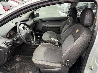 Peugeot 206 1.4 Génération (Hatchback 3-dr.) picture 15