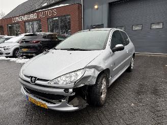 Peugeot 206 1.4 Génération (Hatchback 3-dr.) picture 3