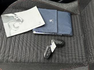 Peugeot e-2008 EV Active Pack 50 kWh (SUV 5-dr.) €9090,- EX BTW picture 37