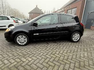 Renault Clio 1.2 TCe Collection (Hatchback 3-dr.) picture 2