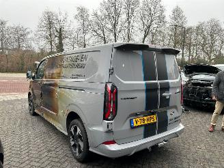 Ford Transit Custom 300 2.0 TDCI L2H1 Sport picture 4