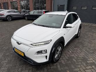 Hyundai Kona EV Premium 64 kWh (SUV 5-dr.) 10537  EX BTW picture 35