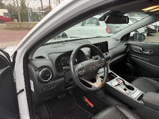 Hyundai Kona EV Premium 64 kWh (SUV 5-dr.) 10537  EX BTW picture 18