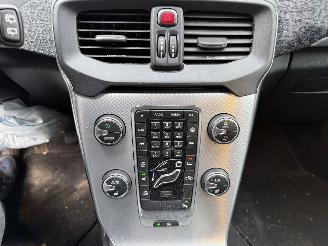 Volvo V-40 2.0 D2 Kinetic (Hatchback 5-dr.) picture 18