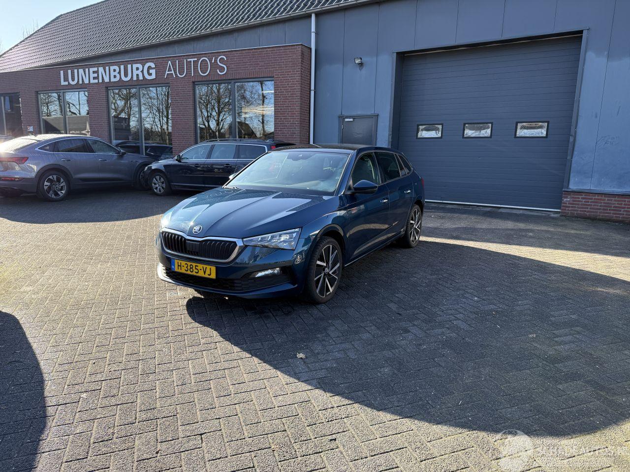 Skoda Scala 1.0 TSI Sport Business  PANORAMADAK (Hatchback 5-dr.)