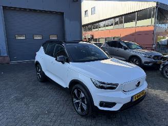 Volvo XC40 Recharge P8 AWD R-Design  SOH 91.8  (SUV 5-dr.) picture 40