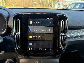 Volvo XC40 Recharge P8 AWD R-Design  SOH 91.8  (SUV 5-dr.) picture 28