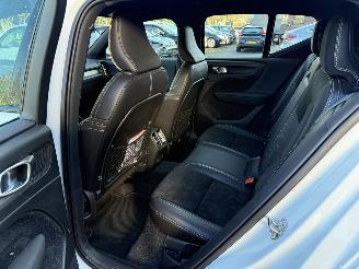 Volvo XC40 Recharge P8 AWD R-Design  SOH 91.8  (SUV 5-dr.) picture 36