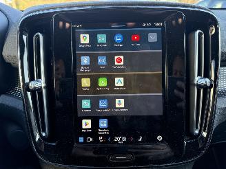 Volvo XC40 Recharge P8 AWD R-Design  SOH 91.8  (SUV 5-dr.) picture 32