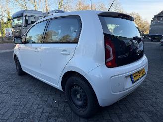 Volkswagen Up! 1.0 high up! BlueMotion picture 3