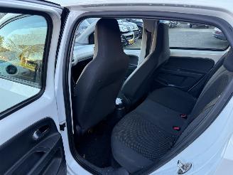 Volkswagen Up! 1.0 high up! BlueMotion picture 22