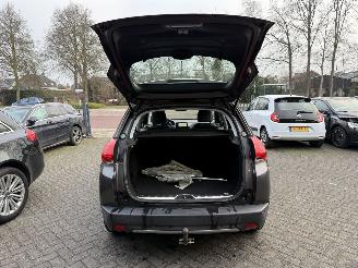 Peugeot 2008 1.2 PureTech Féline (SUV 5-dr.) picture 22