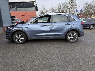 Kia Niro 1.6 GDi Hybrid ExecutiveLine (SUV 5-dr.) picture 7