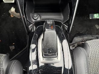 Peugeot 2008 1.2 PureTech GT-Line AUTOMAAT  (SUV 5-dr.) picture 16
