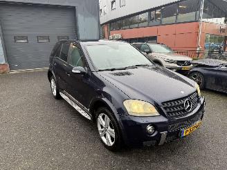 Mercedes ML 320 CDI  AUTOMAAT (SUV 5-dr.) picture 31
