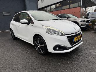 Peugeot 208 1.2 PureTech Active PANORAMADAK  (Hatchback 5-dr.) picture 7
