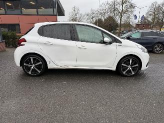 Peugeot 208 1.2 PureTech Active PANORAMADAK  (Hatchback 5-dr.) picture 6