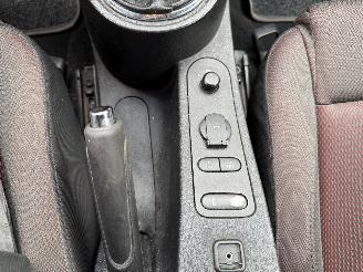 Seat Leon 2.0 FSI Reference (Hatchback 5-dr.) picture 23