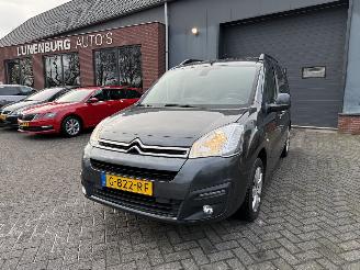 Voiture accidenté Citroën Berlingo 1.2 PureTech Feel (MPV 5-dr.) 2016/9