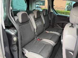 Citroën Berlingo 1.2 PureTech Feel (MPV 5-dr.) picture 33