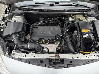 Opel Astra 1.4 Turbo Cosmo (Hatchback 5-dr.) picture 30