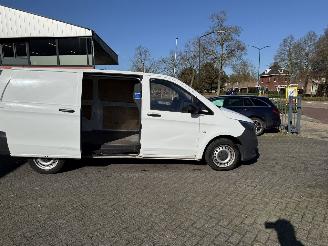 Mercedes Vito 110 CDI Lang (Bedrijfsauto 4-dr.) picture 11