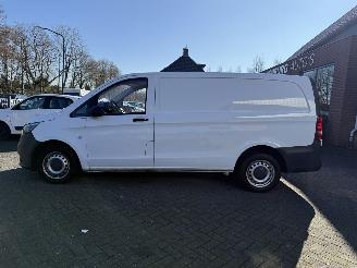 Mercedes Vito 110 CDI Lang (Bedrijfsauto 4-dr.) picture 2