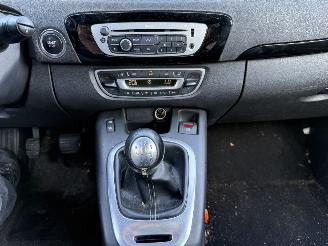 Renault Grand-scenic 1.4 TCe Bose (MPV 5-dr.) picture 17