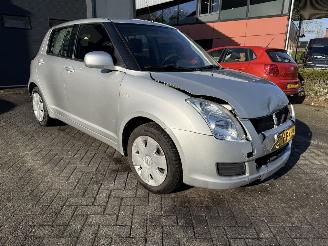 Suzuki Swift 1.3 Comfort (Hatchback 5-dr.) picture 7