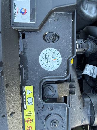 Peugeot 208 1.2 PureTech Allure (Hatchback 5-dr.) picture 24