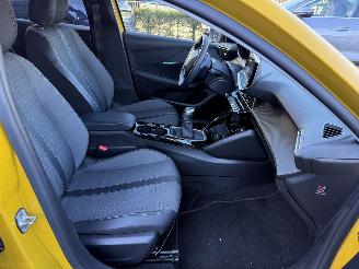 Peugeot 208 1.2 PureTech Allure (Hatchback 5-dr.) picture 38