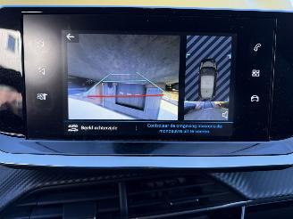 Peugeot 208 1.2 PureTech Allure (Hatchback 5-dr.) picture 25