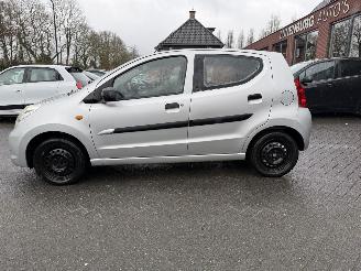Suzuki Alto 1.0 Comfort (Hatchback 5-dr.) picture 2