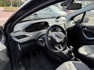 Peugeot 208 1.4 VTi Griffe (Hatchback 5-dr.) picture 10