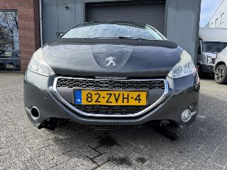 Peugeot 208 1.4 VTi Griffe (Hatchback 5-dr.) picture 9