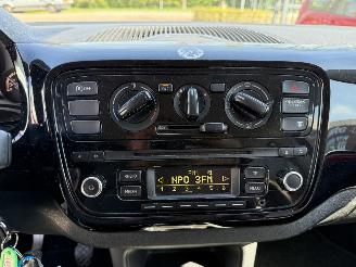 Volkswagen Up! 1.0 move up! BlueMotion picture 22