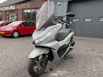 Honda PCX 125 ABS picture 16
