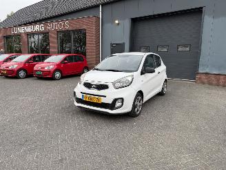 skadebil auto Kia Picanto 1.0 CVVT ISG (Hatchback 3-dr.) 2013/5
