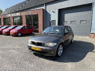 Schadeauto BMW 1-serie 120i High Executive AUTOMAAT  (Hatchback 5-dr.) 2006/10