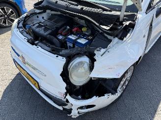 Fiat 500 1.2 Lounge (Hatchback 3-dr.) picture 10