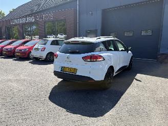 Schadeauto Renault Clio 0.9 TCe Expression 2015/10