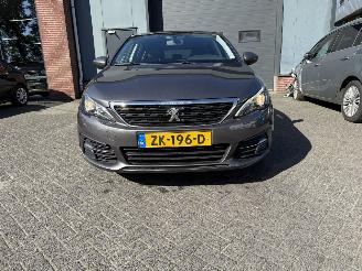 Peugeot 308 1.2 PureTech Blue Lease  LEER (Hatchback 5-dr.) picture 8