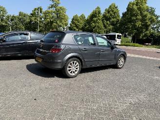 Opel Astra 1.8 Temptation  AUTOMAAT (Hatchback 5-dr.) picture 32