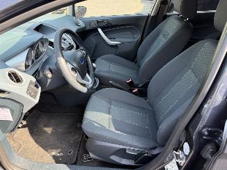 Ford Fiesta 1.25 Titanium (Hatchback 5-dr.) picture 28