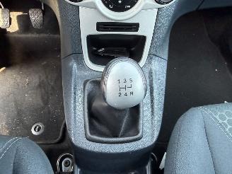 Ford Fiesta 1.25 Titanium (Hatchback 5-dr.) picture 31