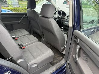 Volkswagen Touran 1.6-16V FSI Business (MPV 5-dr.) picture 13