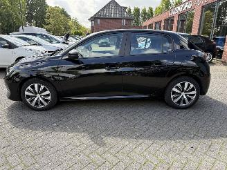 Peugeot 208 1.2 PureTech Active (Hatchback 5-dr.) picture 2