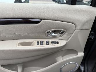 Renault Grand-scenic 2.0 Privilege   AUTOMAAT LEER picture 14