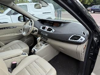 Renault Grand-scenic 2.0 Privilege   AUTOMAAT LEER picture 21